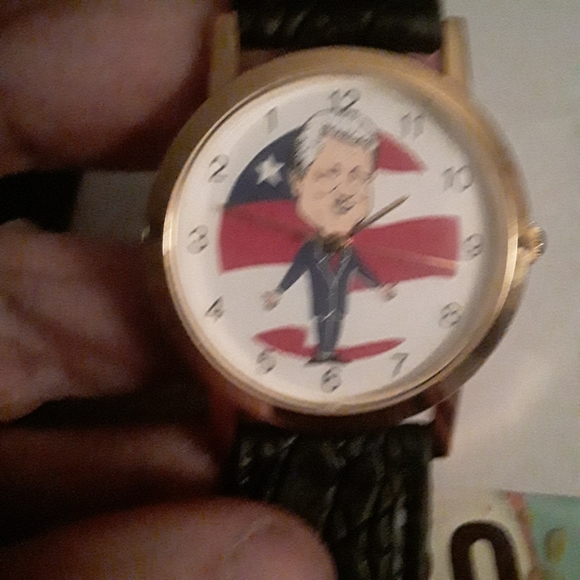 Vintage Bill Clinton Watch - Picture 2 of 3